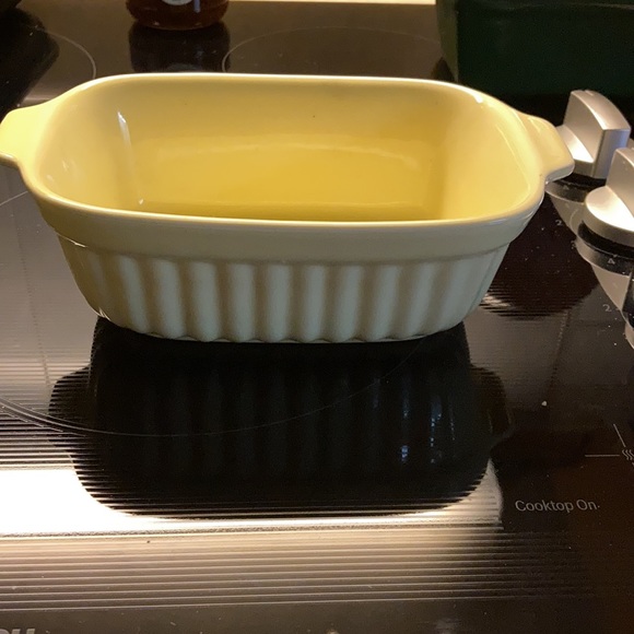 Vintage F.T.D.A 1983 ceramic backing/muffin pan - Picture 4 of 4